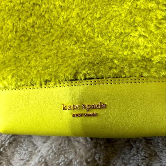 Kate Spade Eva Faux Shearling Bucket Phone Crossbody - Picture 3 of 4